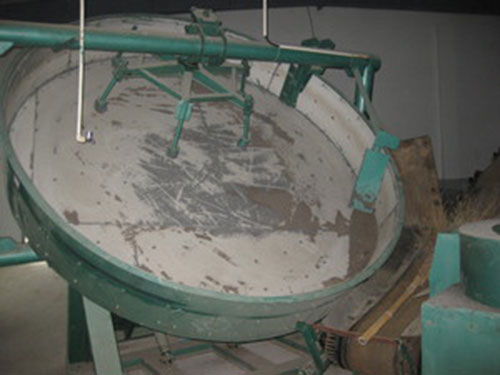 有機肥圓（yuán）盤造粒機2